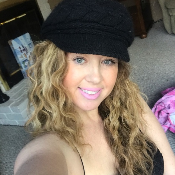 Meet your Posher, Margie - Picture 1 of 1